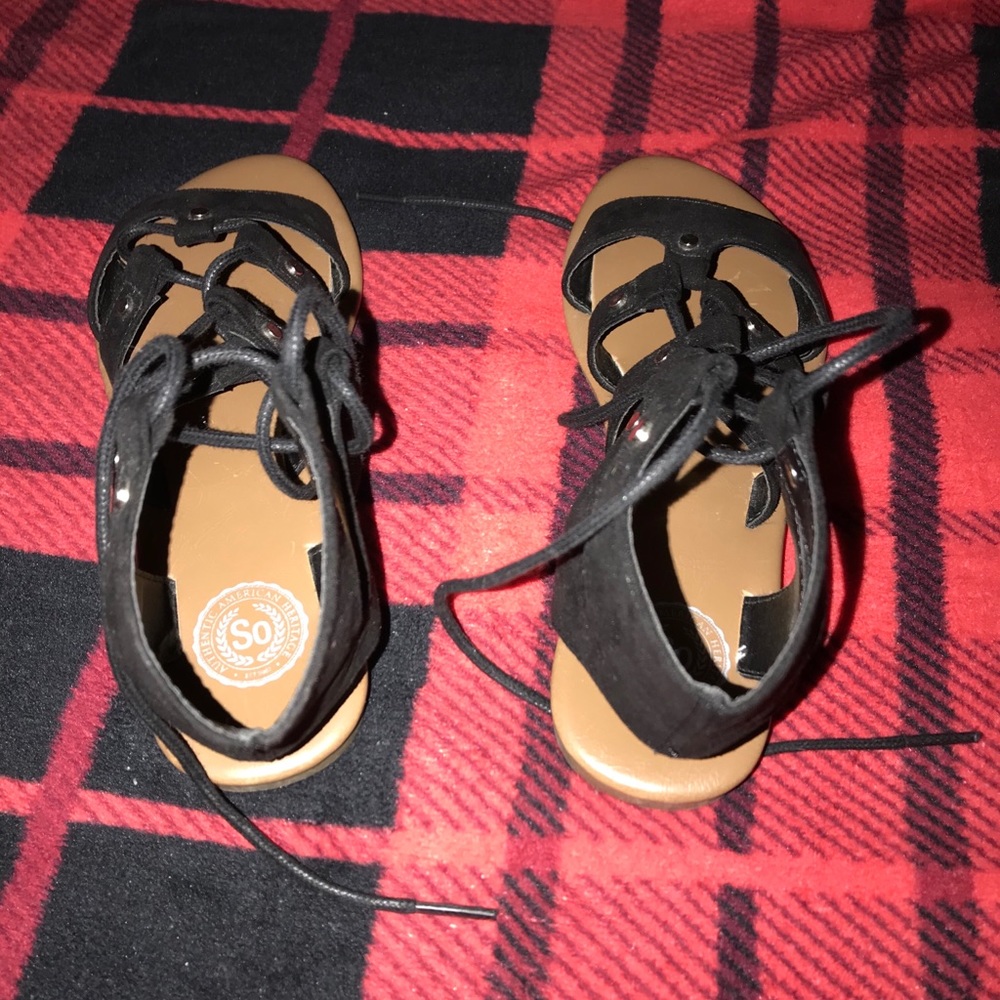 Target Sandals - Picture 3 of 5